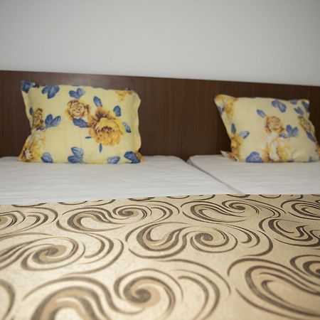 Hostel Ruxandra Focşani Dış mekan fotoğraf